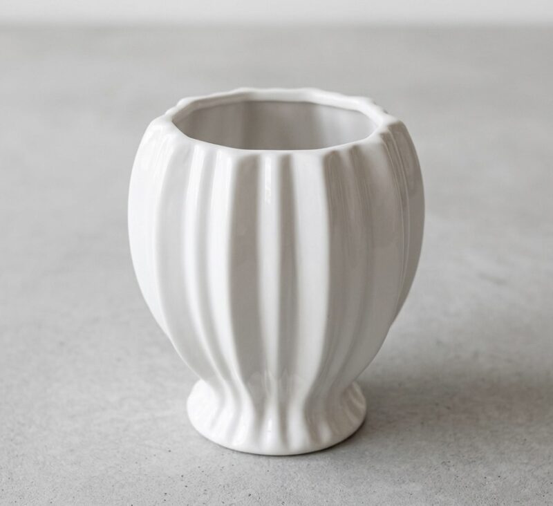vase,14x11.5x14.5cm
